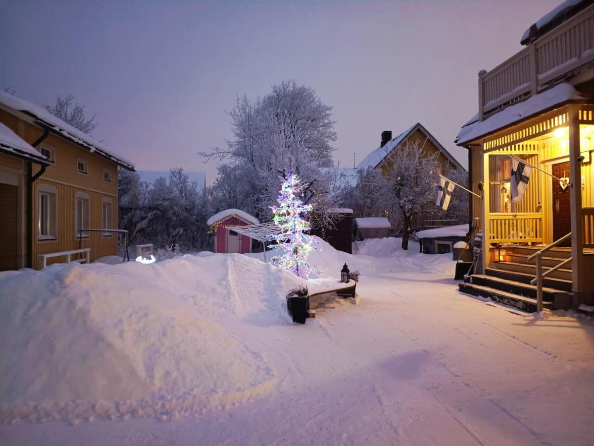 Firsthome Guesthouse Jakobstad Bagian luar foto