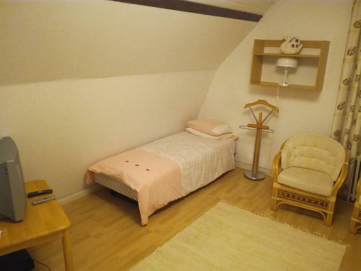 Firsthome Guesthouse Jakobstad Bagian luar foto